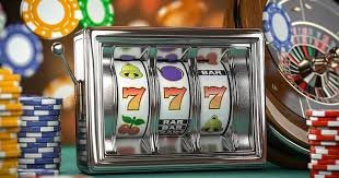 Phòng live casino trực tuyến vin77 với dealer người thật phát HD
